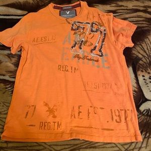 AMERICAN EAGLE T-SHIRT